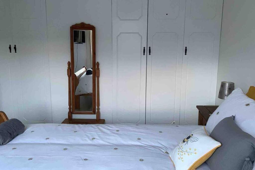 Bumblebee Cottage 多尼戈尔 外观 照片