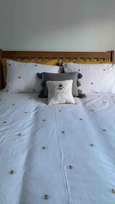Bumblebee Cottage 多尼戈尔 外观 照片